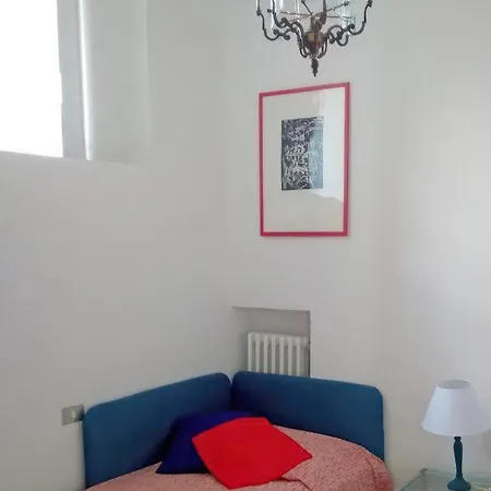 Casa Dei Fiordalisi 3 Bedroom Parking And Garden Apartamento *